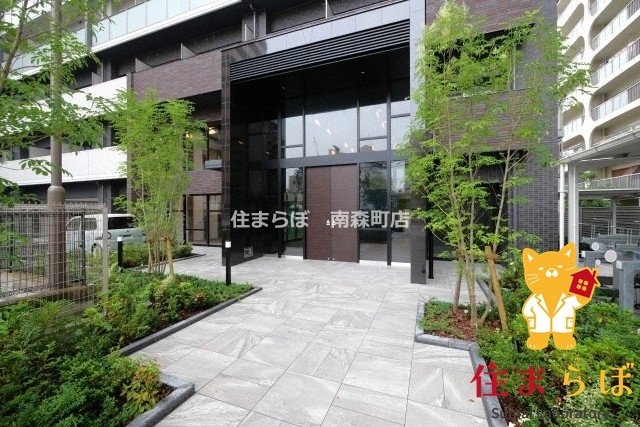 エントランス　共用部の印象も大切に