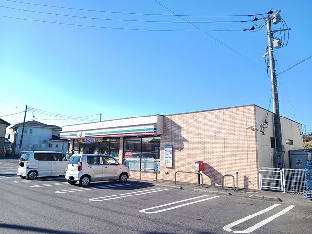 コンビニ　セブンイレブン南高野店（コンビニ）まで200m