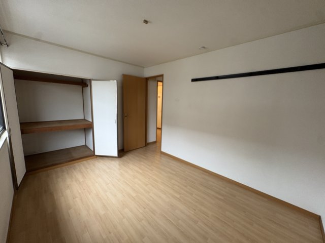 東山ハイツ C棟の内装写真
