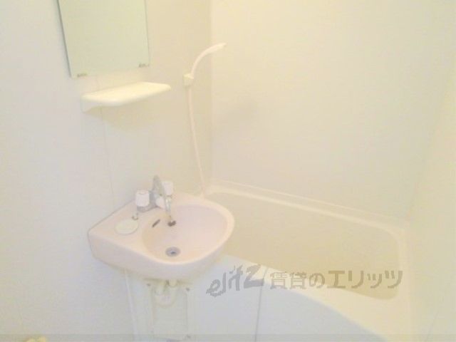 バス・シャワールーム　風呂