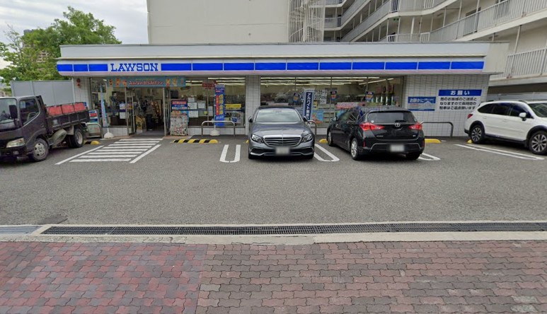 コンビニ　ローソン 山本通四丁目店（コンビニ）まで125m