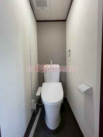 トイレ　シンプルで使いやすいトイレです