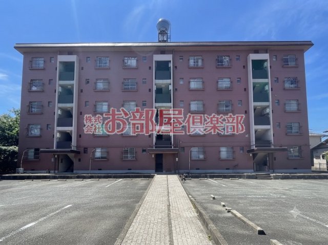 建物外観　外観は落ち着いています