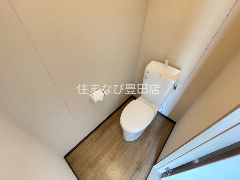 トイレ　別部屋写真
