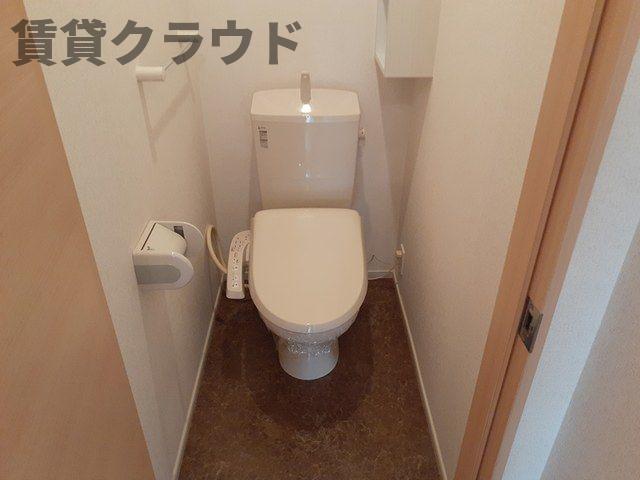 トイレ　清潔感のあるトイレです