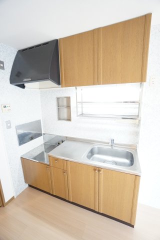 キッチン　※同物件・同タイプの写真です。