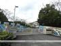 小学校　藤枝中央小学校（小学校）まで712m