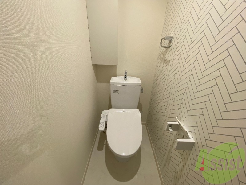 トイレ　トイレは温水洗浄便座で、とても快適にご利用いただけます。