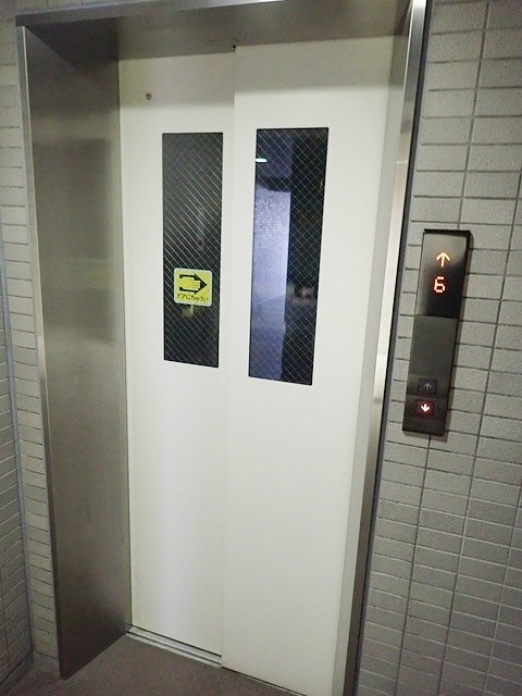 ロビー