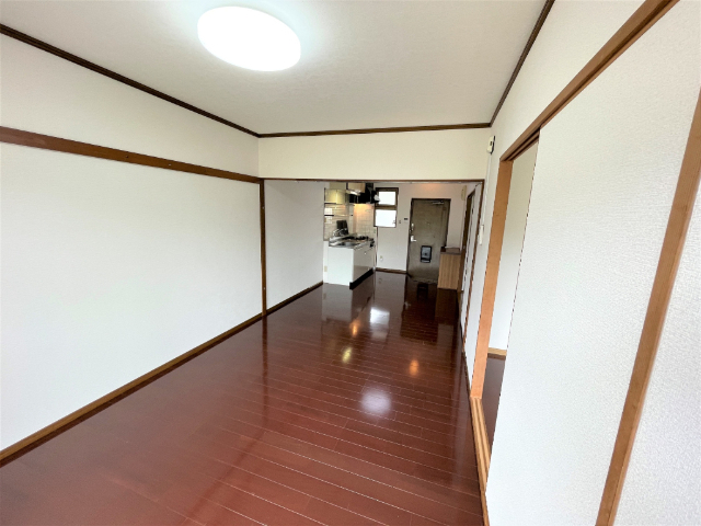 田子浦ベイピアIの居間写真