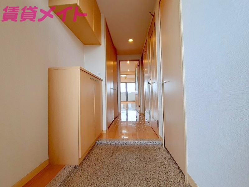 玄関　別部屋参考写真です