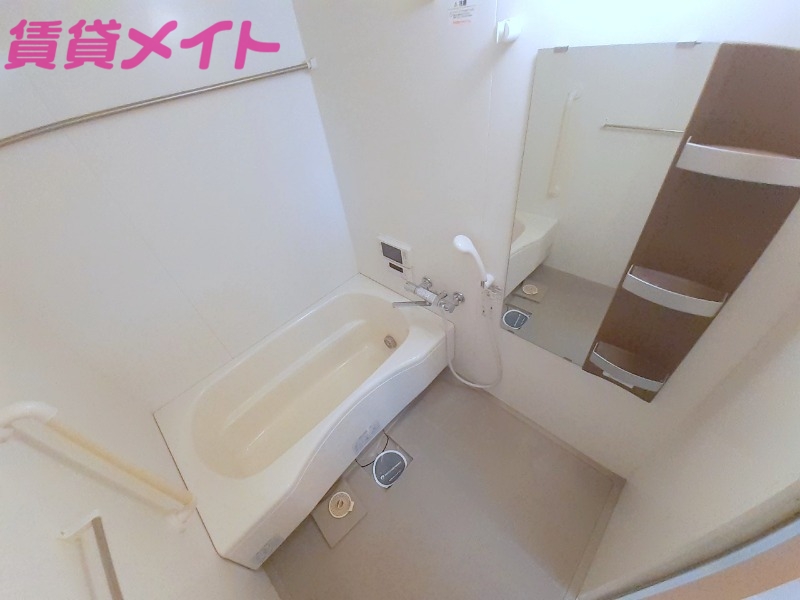 バス・シャワールーム　別部屋参考写真です