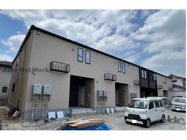 建物外観　建築中