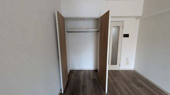 収納　※別部屋の写真です