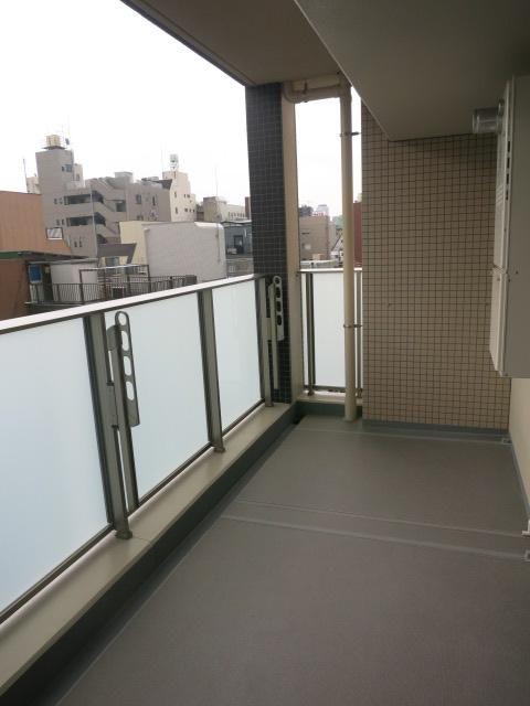 バルコニー　バルコニー付きです
