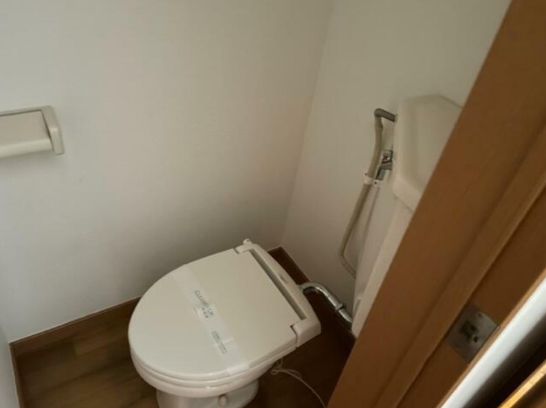 トイレ　※別部屋参考写真☆