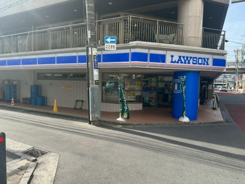 コンビニ　ローソン青葉台二丁目（コンビニ）まで522m