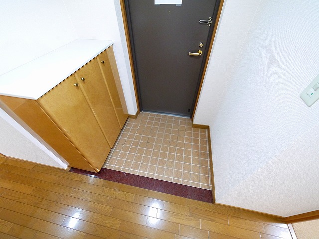玄関　ゆったりとした玄関です
