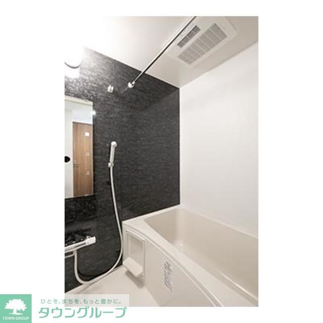 バス・シャワールーム　※写真は同タイプ住戸です。