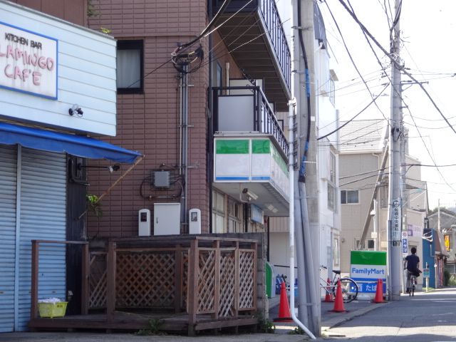 コンビニ　ファミリーマート東海神駅前店（コンビニ）まで647m