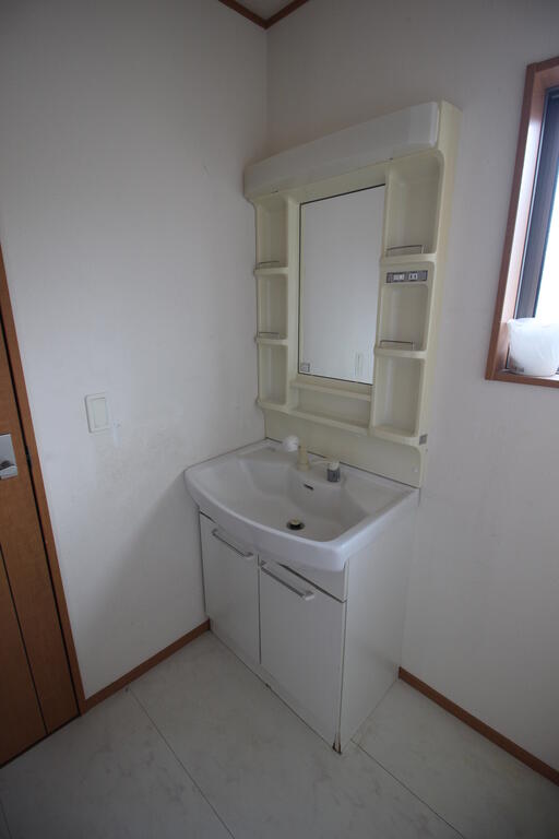 上大類町貸住宅の内装写真