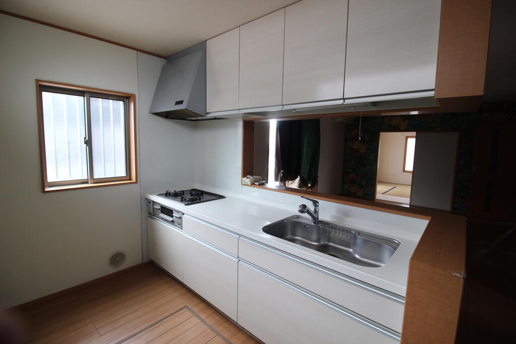 上大類町貸住宅のキッチン写真