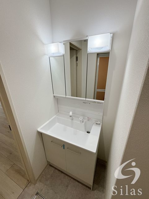 洗面設備　同仕様