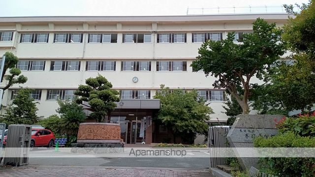 小学校　春日市立小学校春日小学校（小学校）まで603m