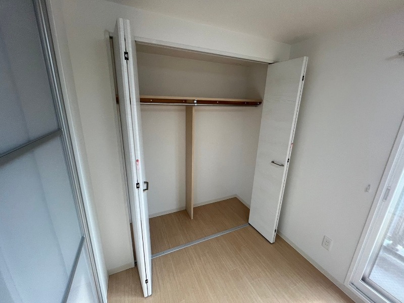 収納　収納もバッチリあるのでお部屋が片付きますよ！