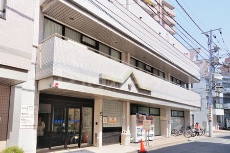病院　岩井医療財団岩井整形外科内科病院（病院）まで390m