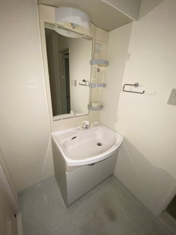 洗面設備　902号室の写真になります