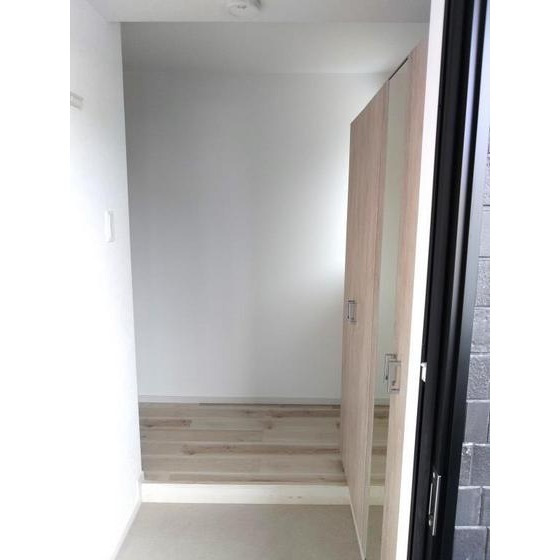 玄関　別部屋参考写真