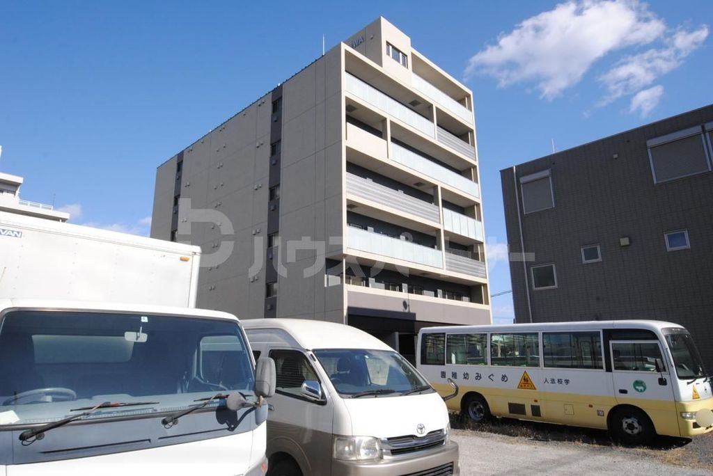 建物外観　建築中です。