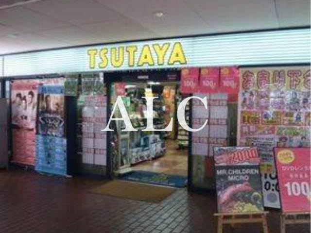 レンタルビデオ　TSUTAYA下高井戸店（レンタルビデオ）まで162m