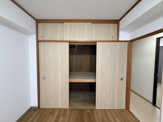 収納　同物件別号室のものです。