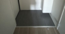 玄関　※同施工会社別建物参照