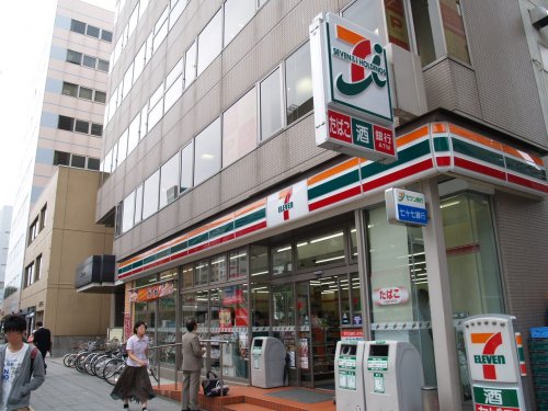 コンビニ　セブンイレブン 仙台五橋駅前店（コンビニ）まで909m
