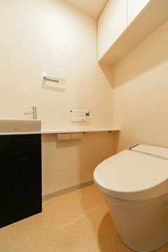 トイレ　清潔感のあるトイレです