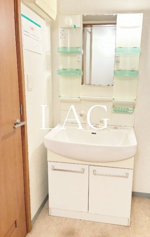 洗面設備　洗面台です。