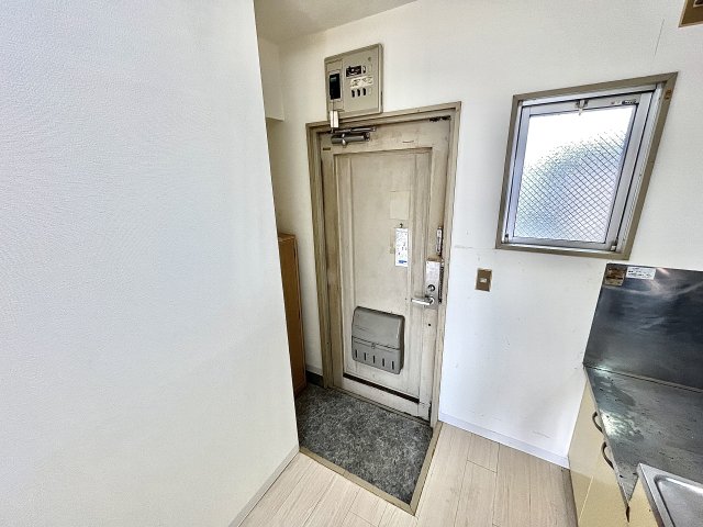 フラッツITOの玄関写真