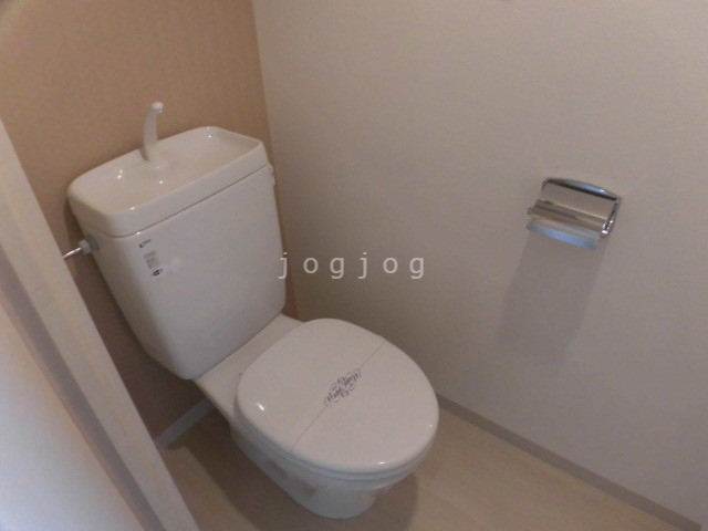 トイレ　当社サービスセンターで温水洗浄便座の設置承ります★