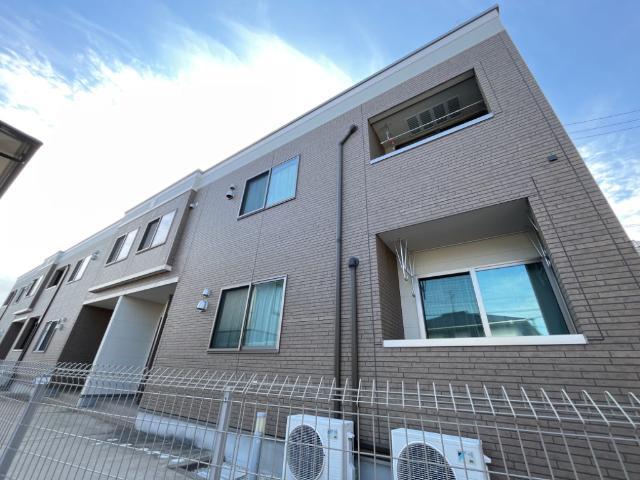 建物外観　外観写真（昼）
