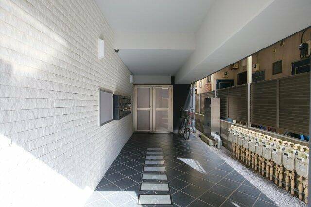 エントランス　角部屋です