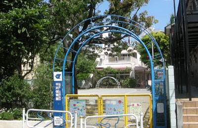 幼稚園・保育園　平井保育園（幼稚園・保育園）まで330m