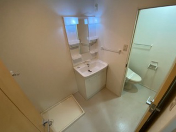 洗面設備　※別部屋の写真です