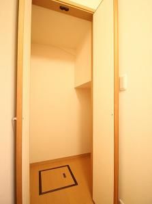 収納　（別タイプ参考写真）ハイムM&M　　板橋区大山金井町