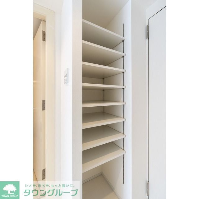 収納　シューズボックス