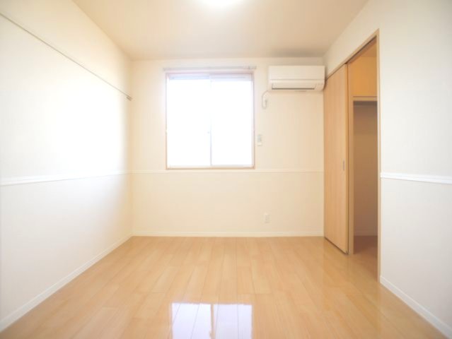 その他部屋・スペース　清潔感のあるきれいな洋間です♪