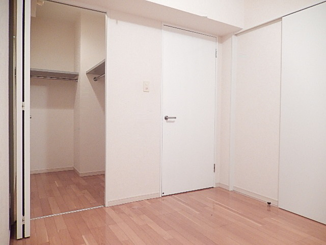 収納　ウォークインクローゼット