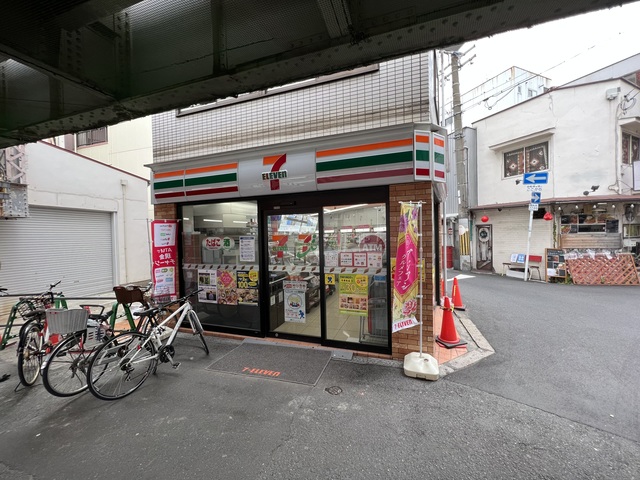 コンビニ　セブンイレブン寺田町駅南口店（コンビニ）まで896m